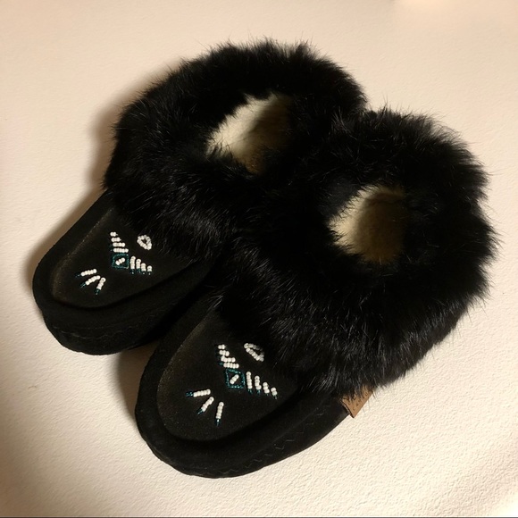 Laurentian Chief Genuine Black Suede and Rabbit Fur Moccasins - Picture 3 of 8